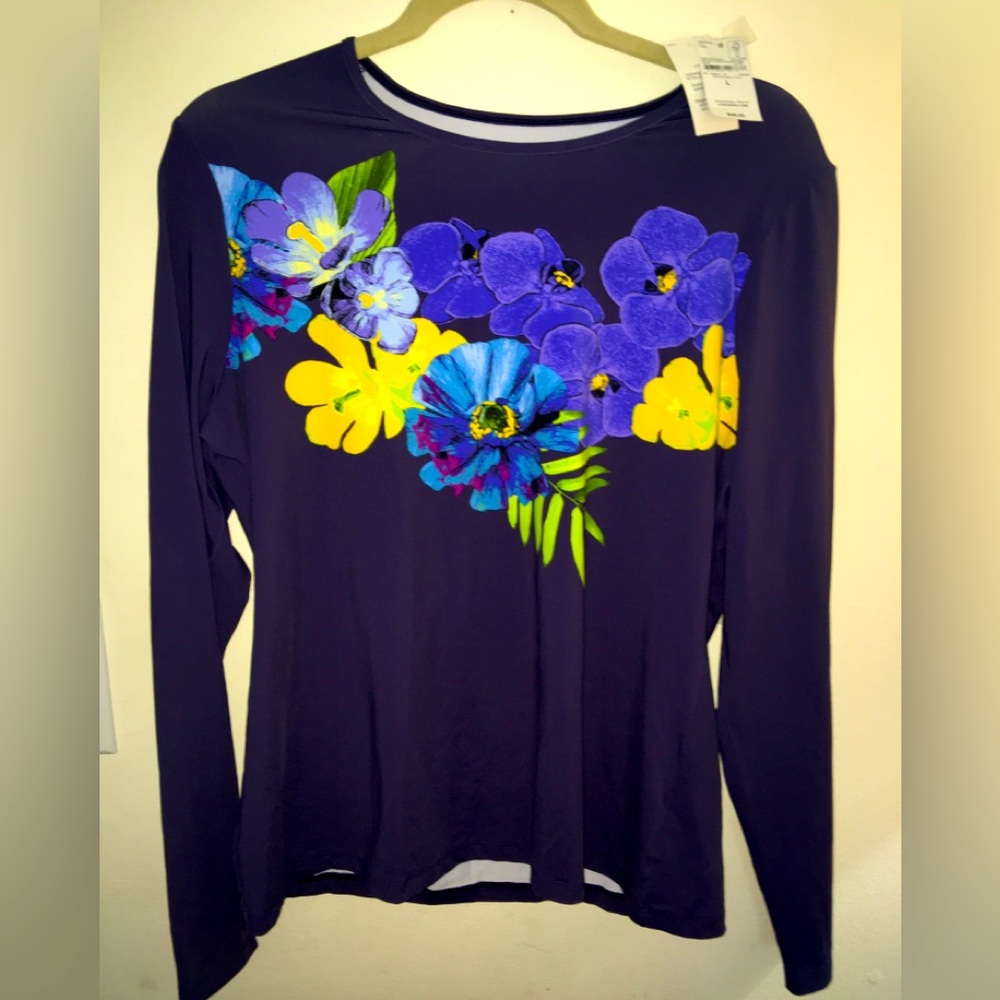 NWT Women’s Lands’End Swim Shirt. Size Large. Periwinkle with flowers. UPF 50